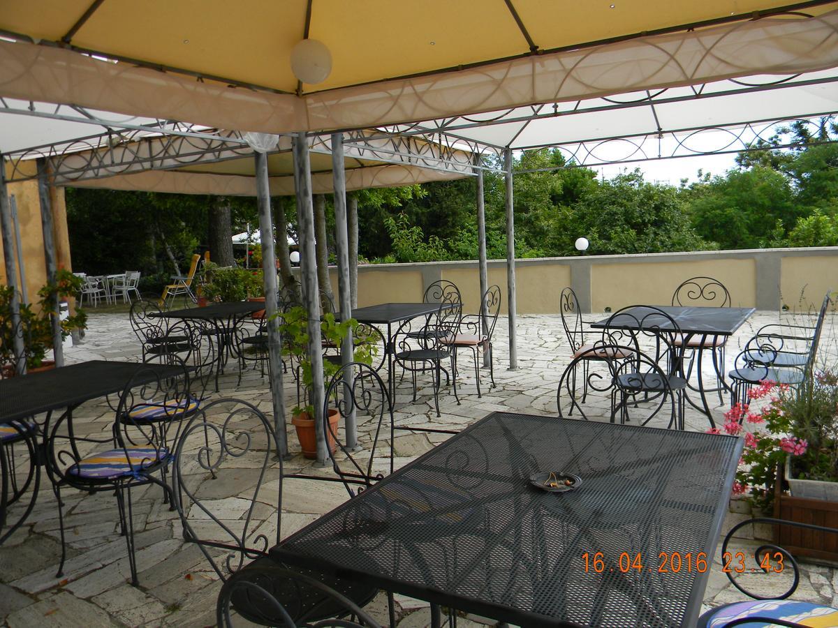 Albergo Ristorante Ragno D'Oro Piancastagnaio Exterior photo